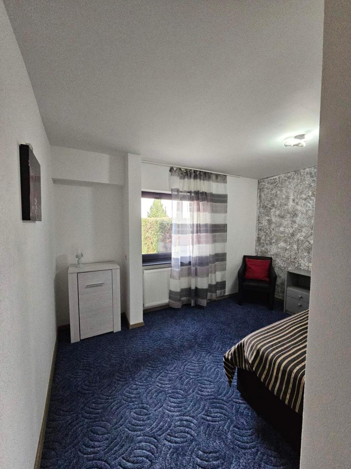 Kompfort Business Apartment Вертхайм Екстериор снимка