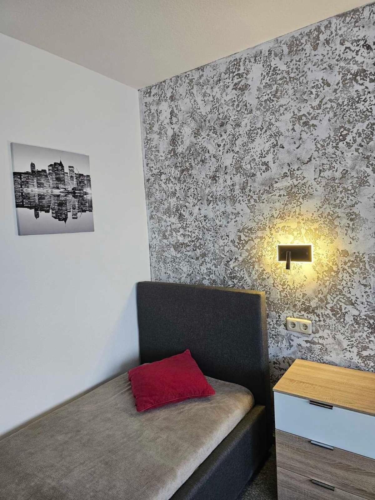 Kompfort Business Apartment Вертхайм Екстериор снимка